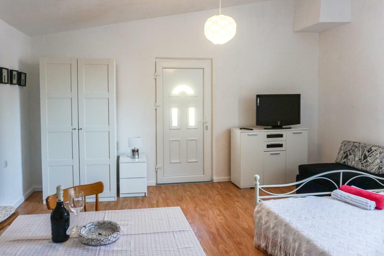 Sonja Apartment Premantura Ngoại thất bức ảnh